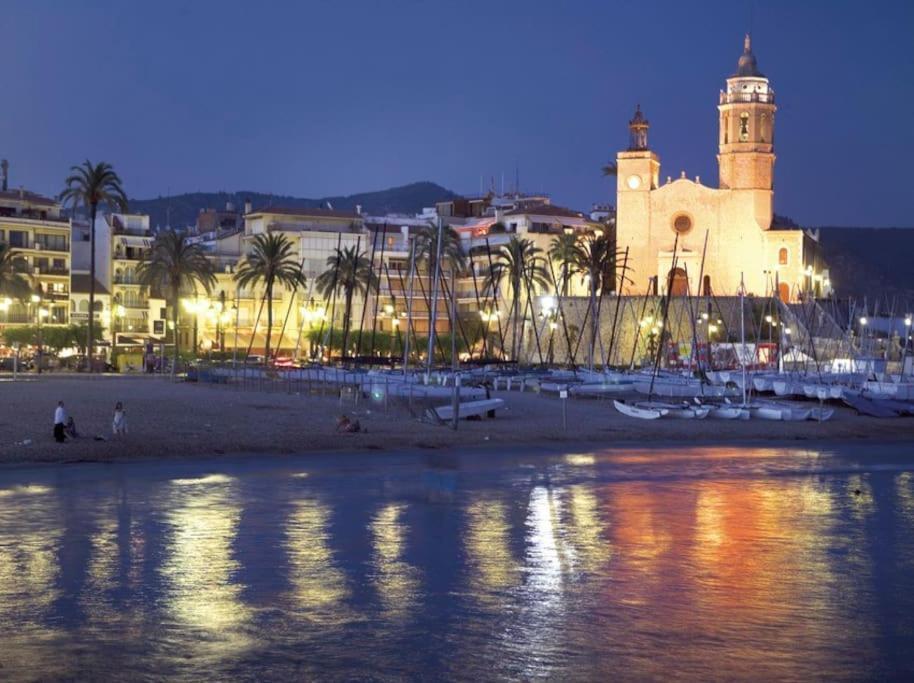 Marina Beach Aiguadolc Sitges Exterior foto